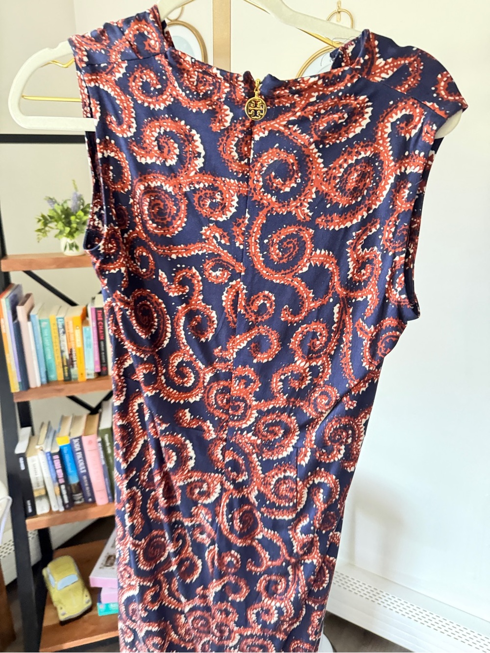 Tory Burch 100% Silk Navy Rust Paisley Sleeveless Midi Sheath Dress -Size Large - Picture 4 of 4